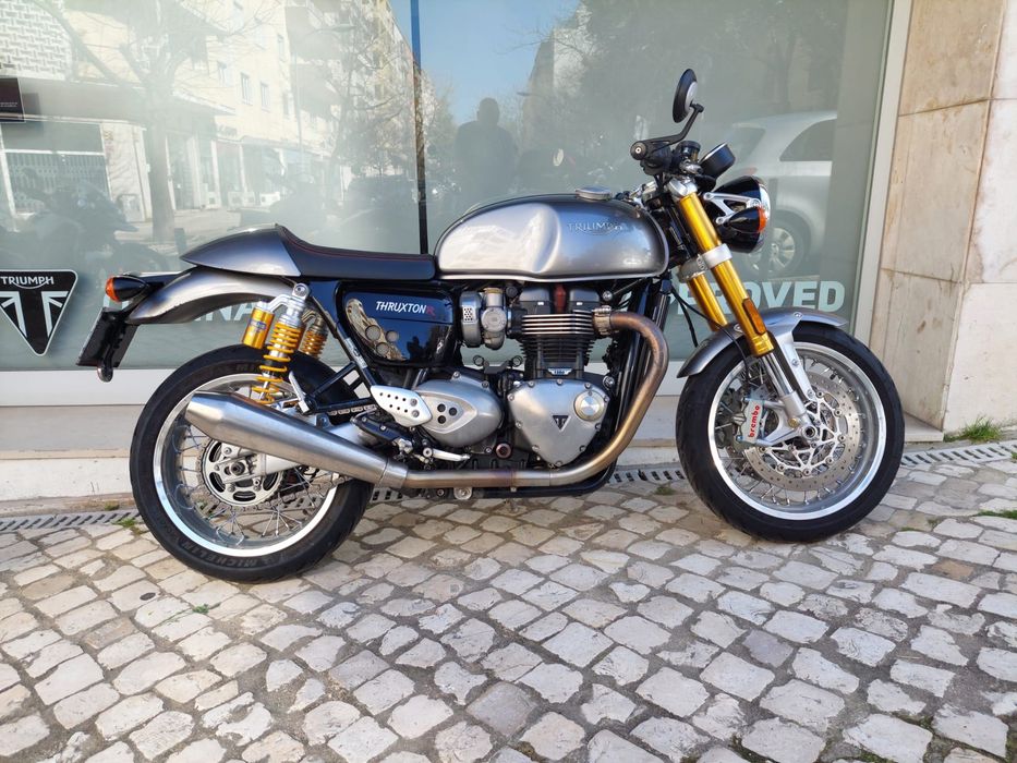 Triumph Truxton R 1200