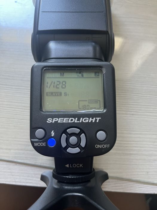 Triopo speedlight tr-960 profesjonalna lampa błyskowa