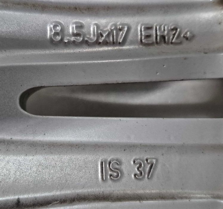 Felgi BMW styling 194  17x8 ET34 17x8,5 ET37