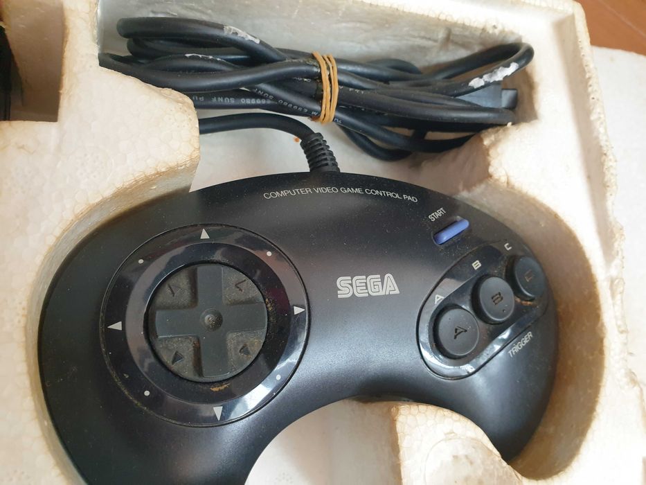Ігрова приставка Sega mega drive регіон Японія комплект з коробкою