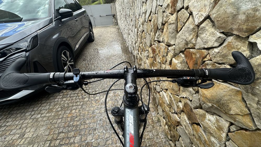 Bicicleta BTT 29 Excelente estado