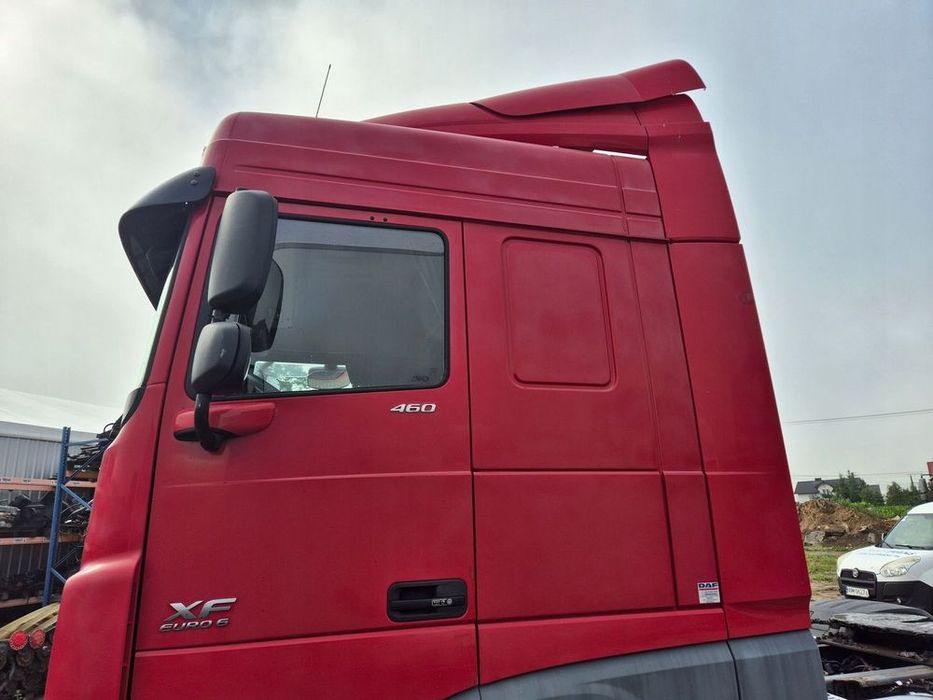 kabina czerwona goła szkielet bez drzwi daf xf 106 euro 6