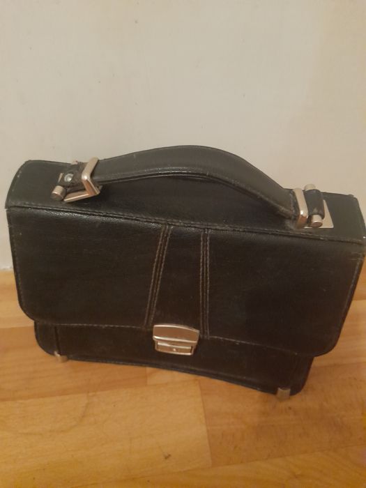 Шкіряні чоловічі сумки/клатчі