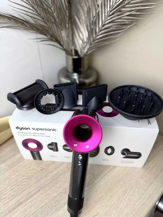 ФЕН Dyson Supersonic HD07