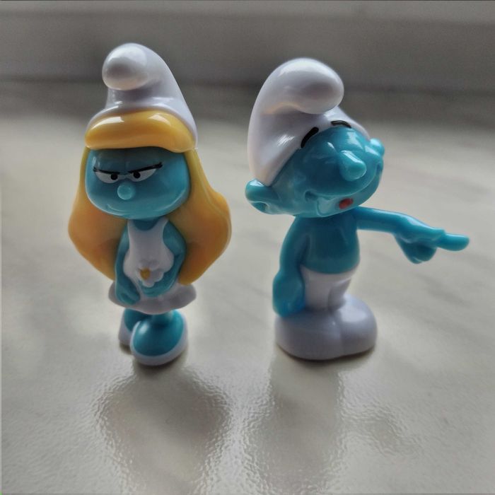 Sprzedam NOWE figurki smerfy