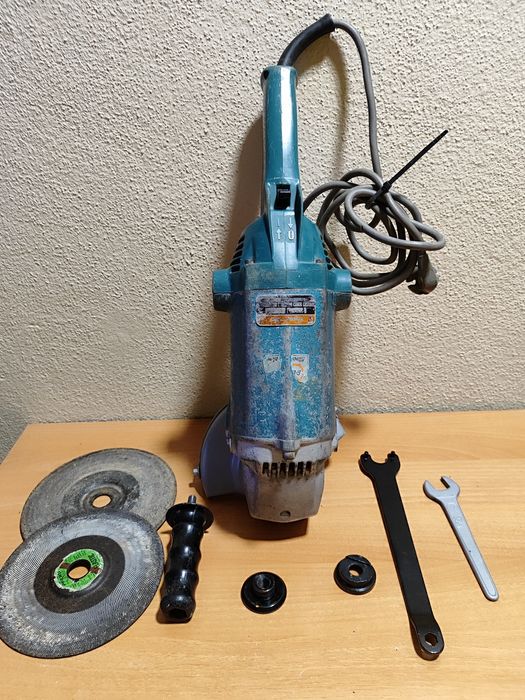 Rebarbadora grande black and deck 2250 w