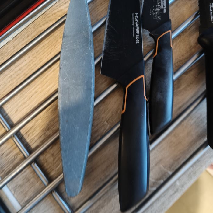 Zestaw 5 noży 2szt. Fiskars Edge