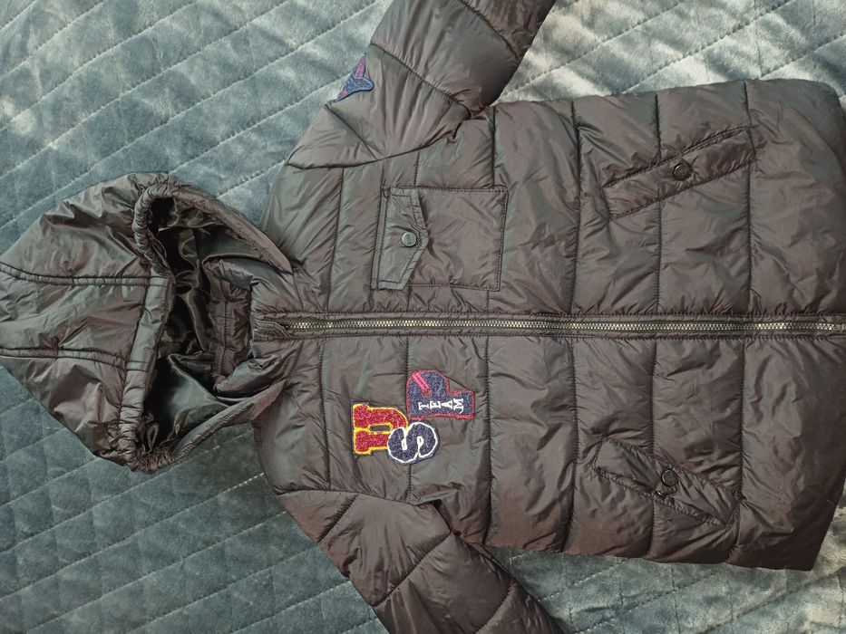 Куртка демісезон чорна