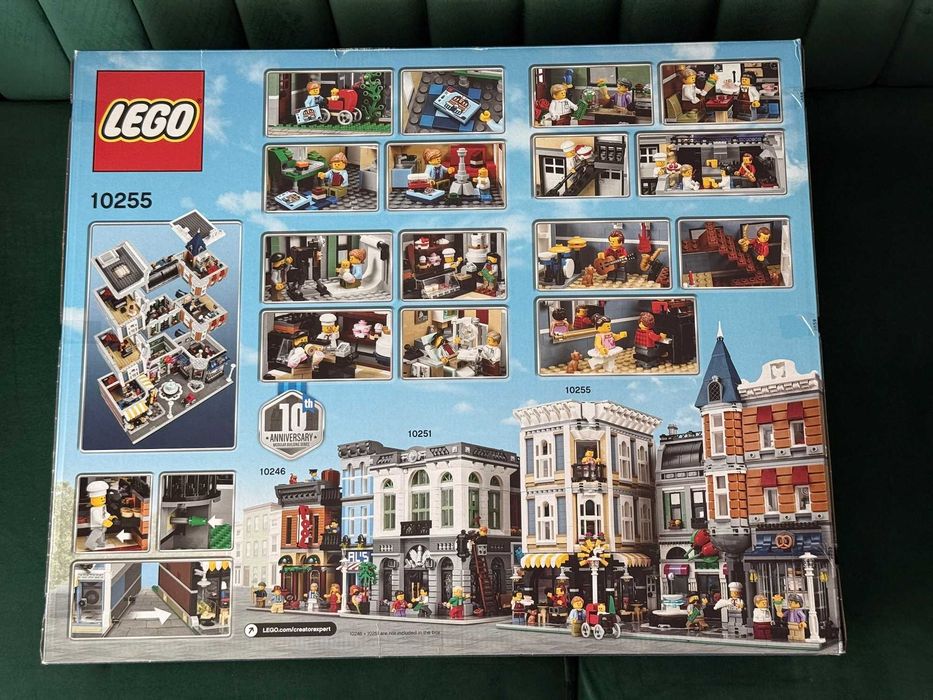 LEGO 10255 - Plac zgromadzeń