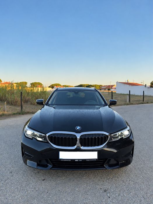 BMW 330e Touring Plug-in Hybrid 292 cv