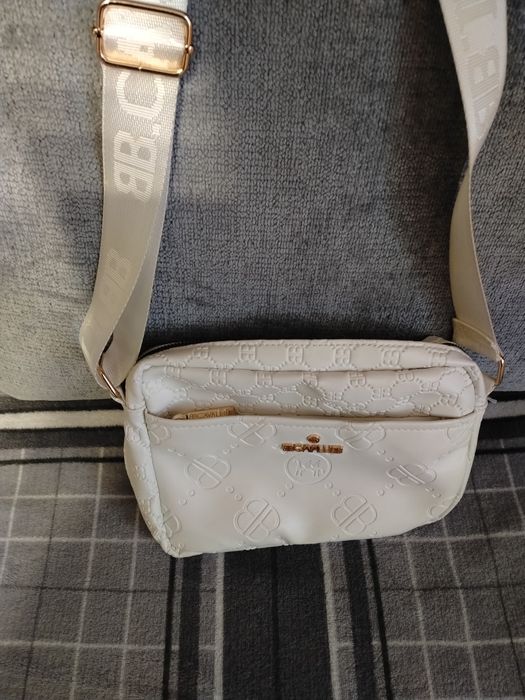 Torebka damska na pasku