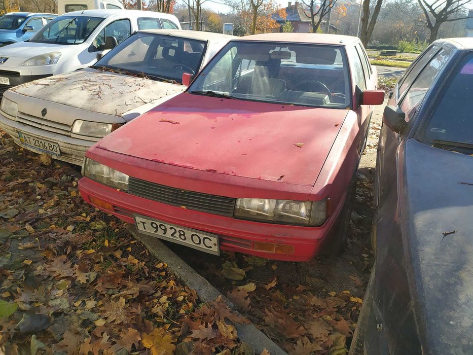 Mitsubishi Galant. (Не на ходу.)