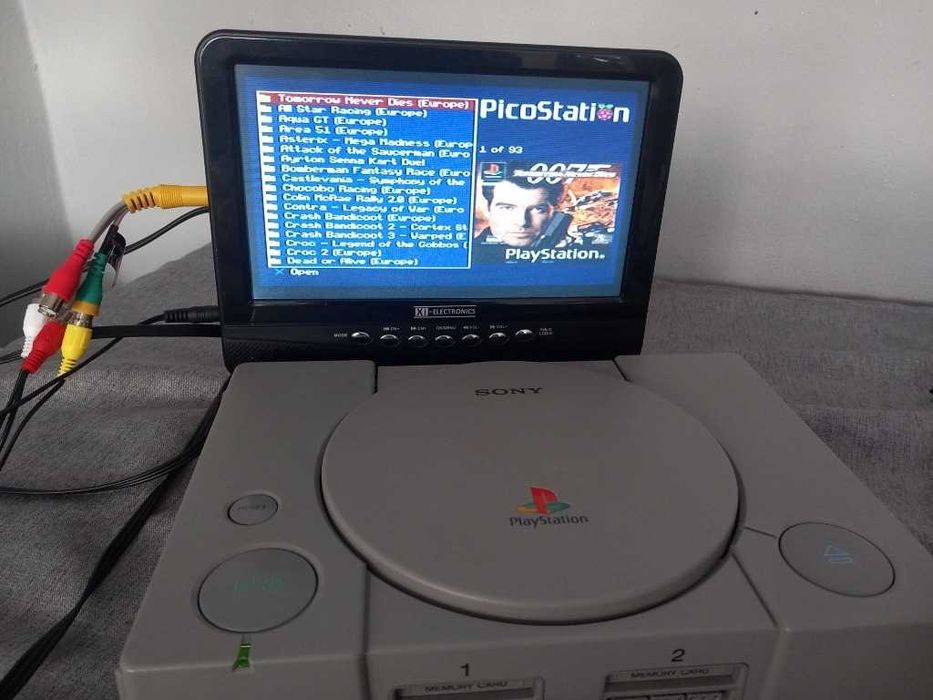 Konsola SONY PlayStation 1 SCPH 5552 Emulatorem Napędu Picostation[2]