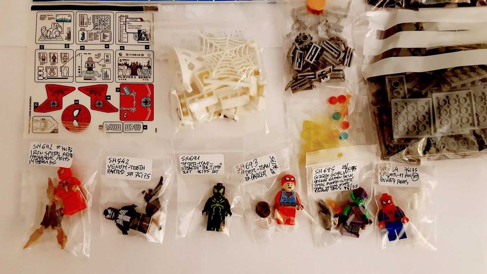 Lego Marvel 76175 Attack on the Spider Lair em peças novas