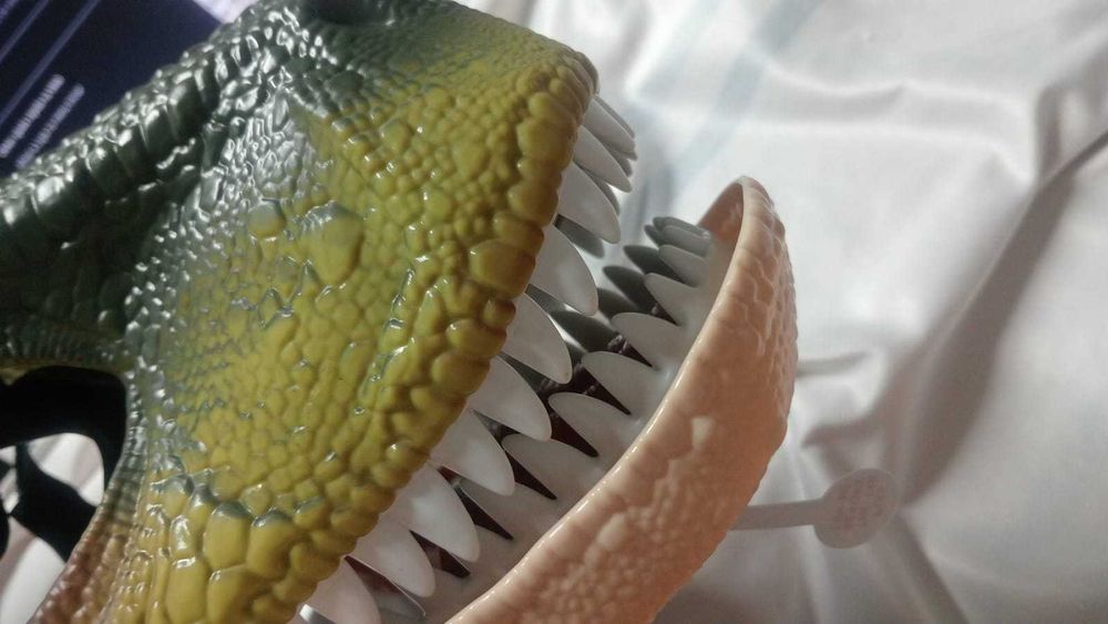 Máscara Dinossauro Mandíbula Móvel com Som Audasi (Nova s/ caixa)