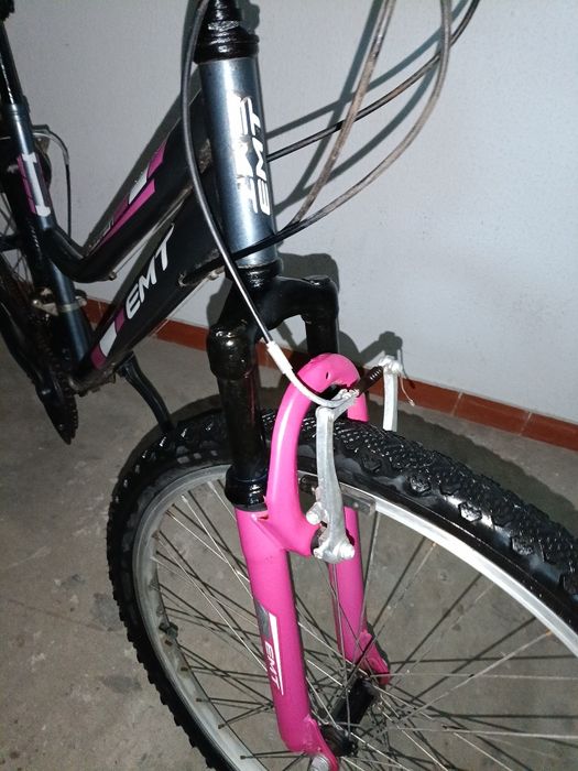 85€ bicicleta roda 26 com suspensão pegar e andar