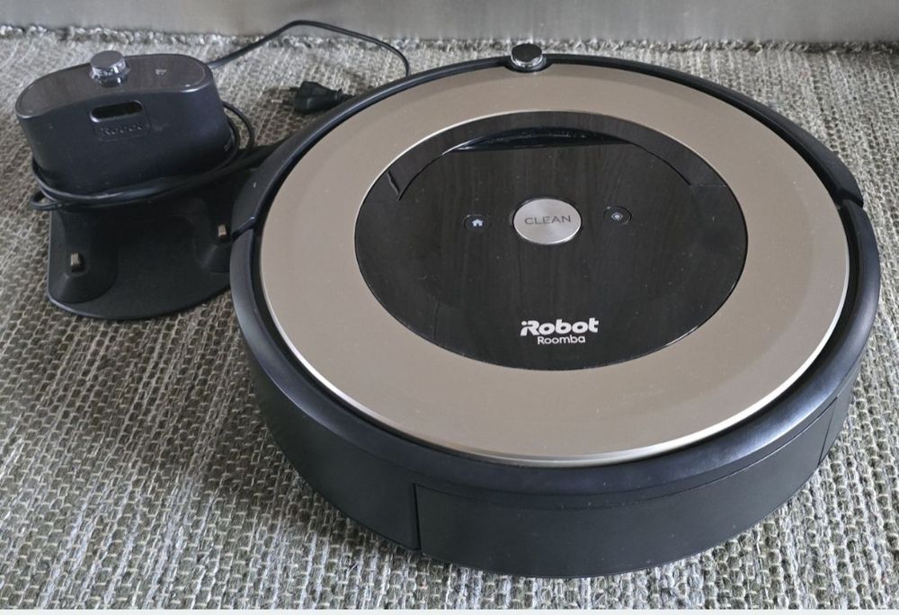 Aspirador iRobot Roomba e5