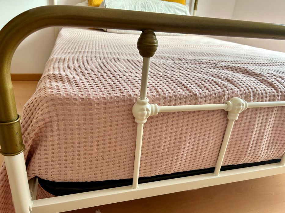 Complete La Redoute Double Bed Set (140x190) – Frame, Base & Mattress. Cama de Casal Completa
