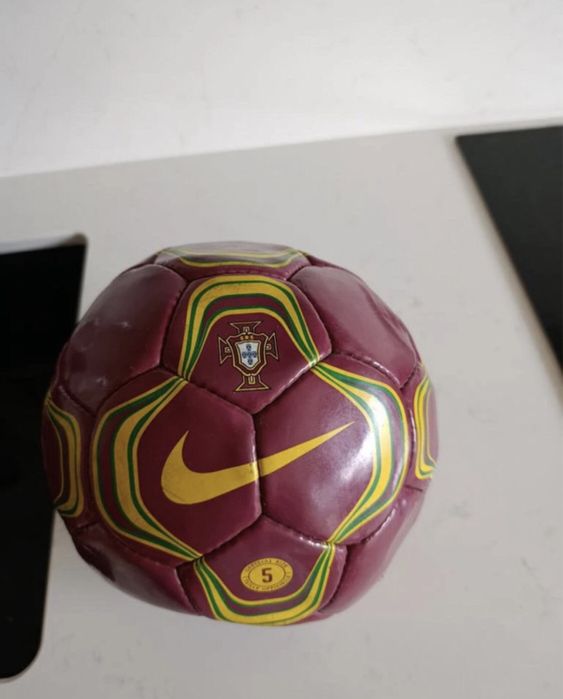 Bola Nike Portugal 2000