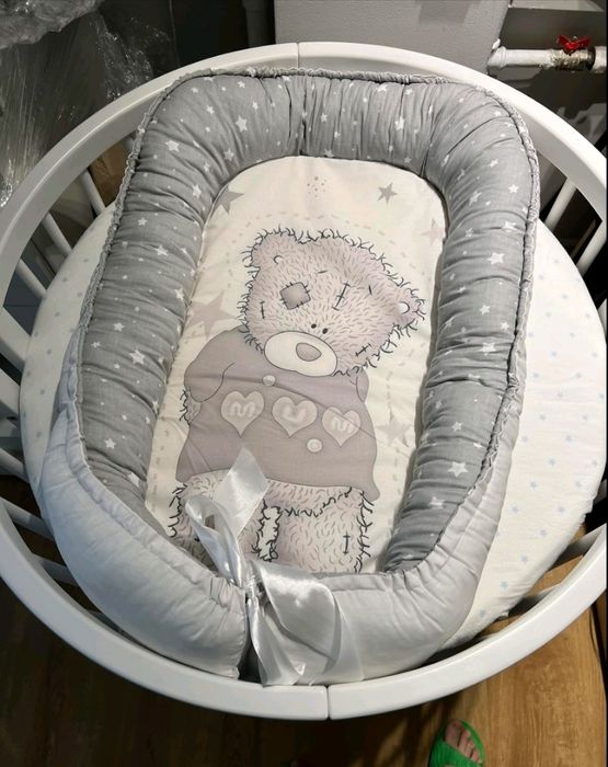 Дитяче овальне ліжечко-трансформер
