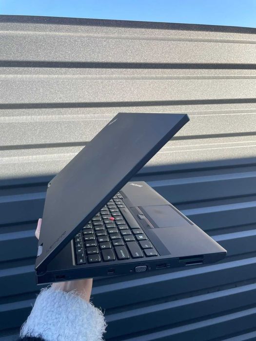 Lenovo ThinkPad L570 – i5, 8GB, 500GB HDD, 15,6" HD, є кількість