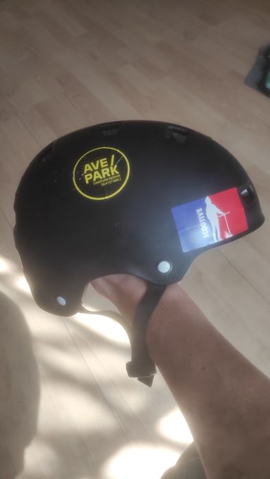 Kask na  BMX, MTB, rolki, deskorolke, hulajnoge Oxelo z regulacją