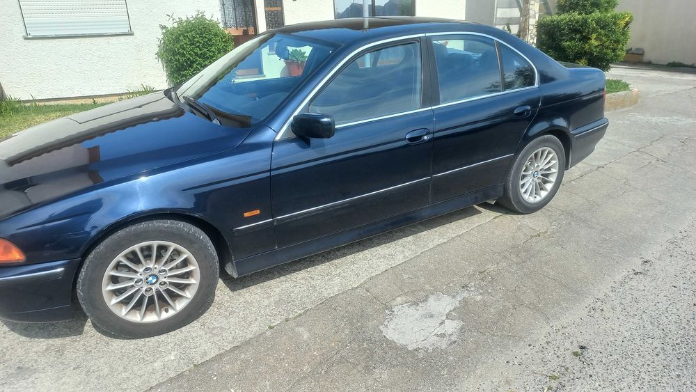 BMW E39 520 gasóleo