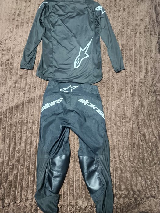 Мото-костюм Alpinestars розміру:М для мотокросу і ендуро