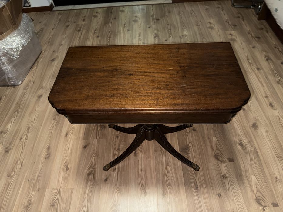 Mesa de Jogo antiga