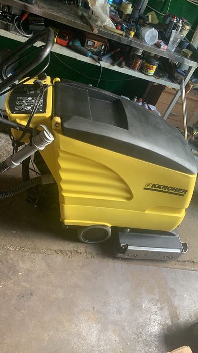Акумуляторна підлогомийна машина Karcher BR 530 АКБ Б/У