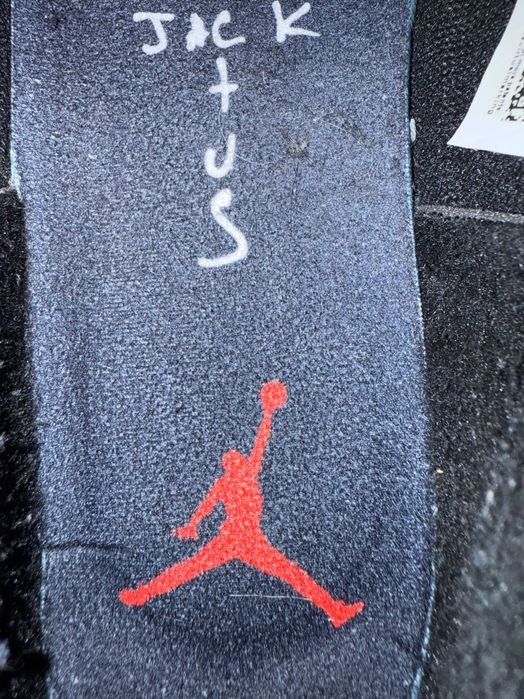 Black Phantom Travis Scott