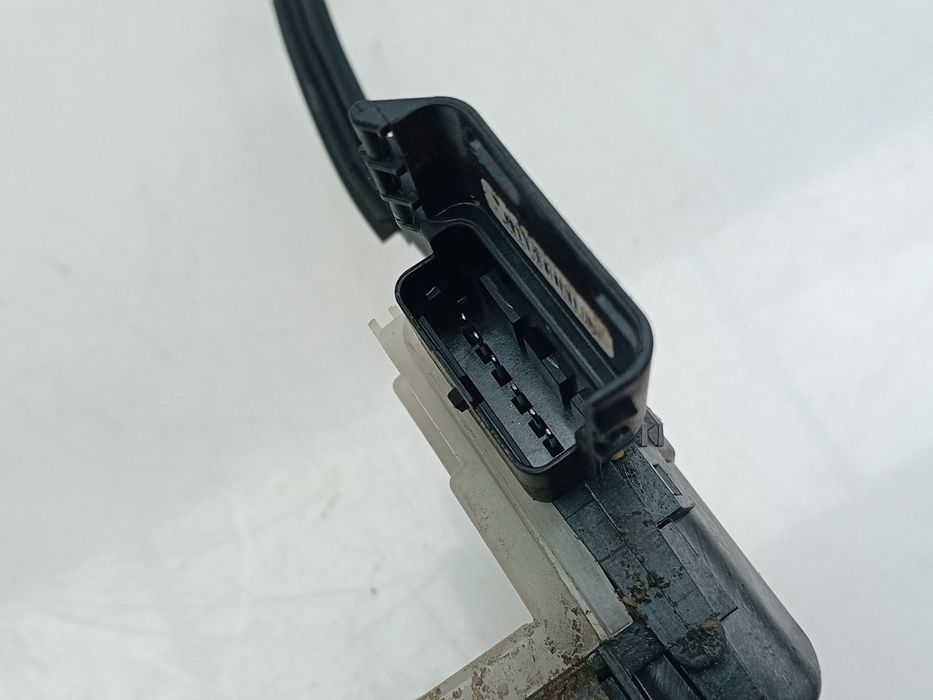 Fechadura / fecho porta frente direito PEUGEOT 208 II