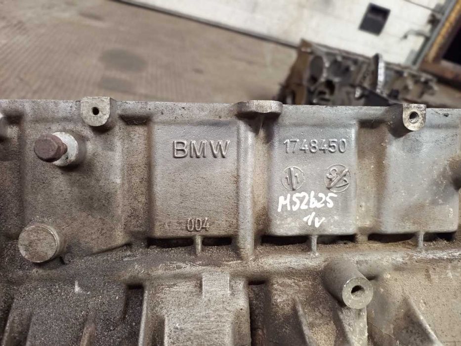 Низ двигателя m52b25 1 vanos