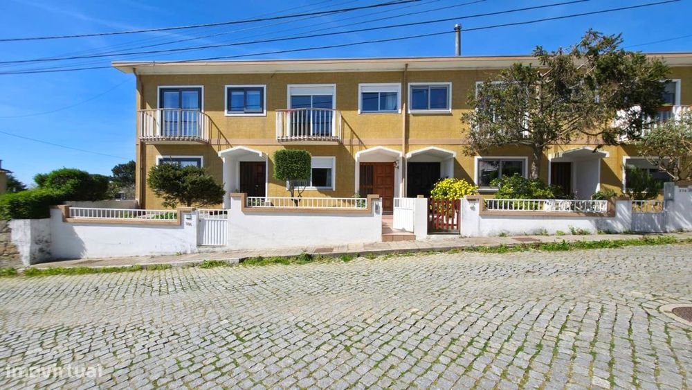 Moradia T4 com Jardim e Garagem – Madalena, Vila Nova de Gaia