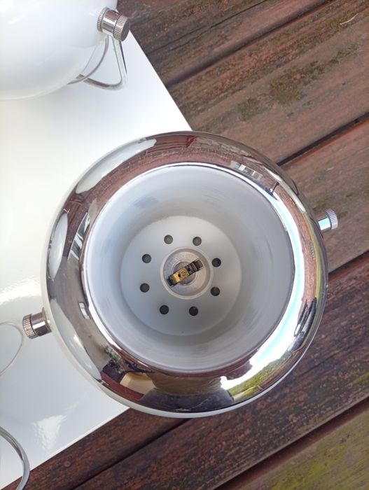 Lampa sufitowa 4 punktowa.