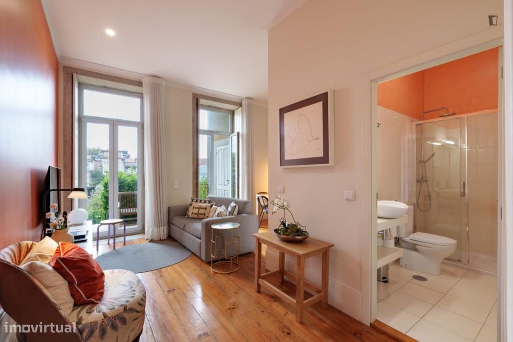 Apartamento com 1 quartos - localizado em Cedofeita Porto