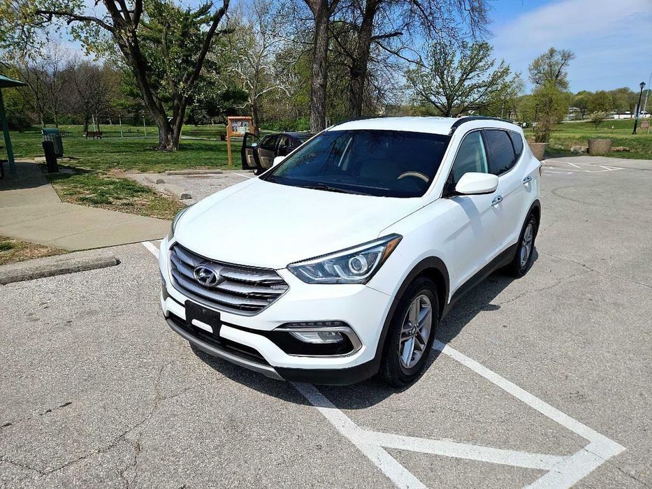 Hyundai Santa Fe Sport 2.4L      2017