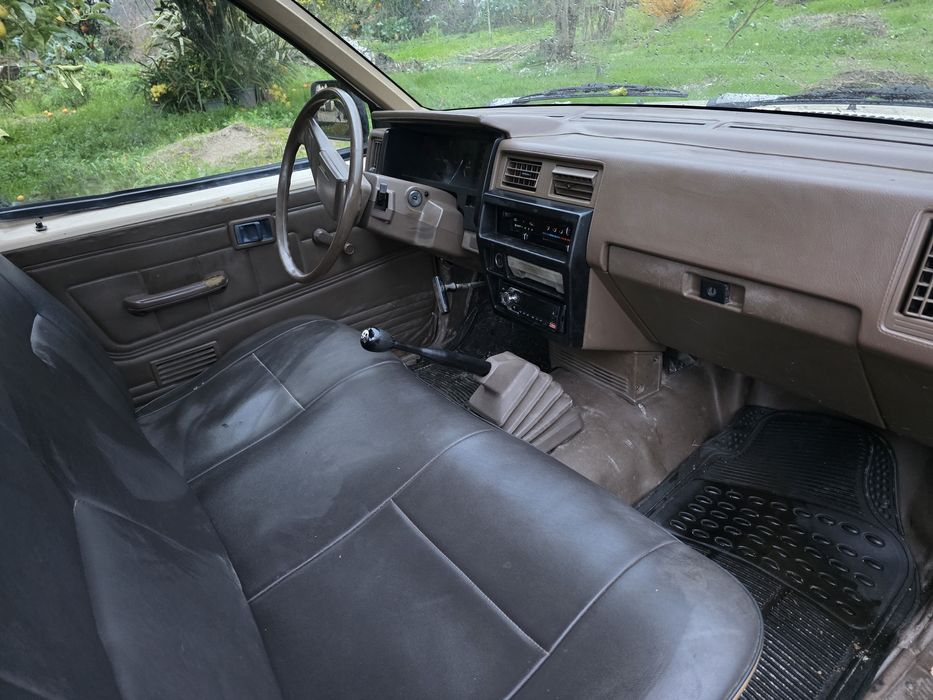 Nissan pick up  d21 Sd23