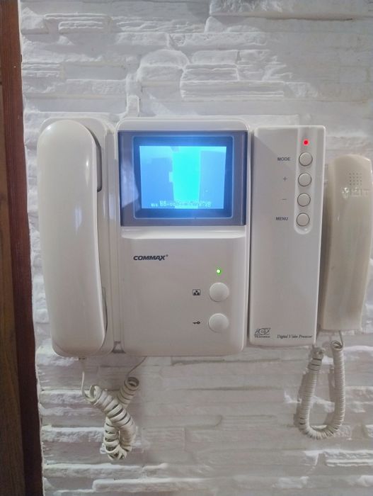 Домофон Commax DPV-4MTN на 4 дюйма