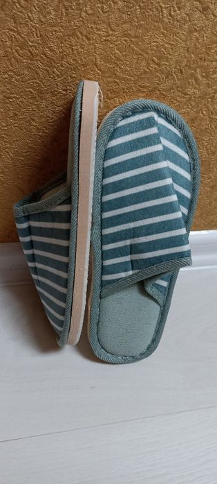 Тапочки женские 38-39