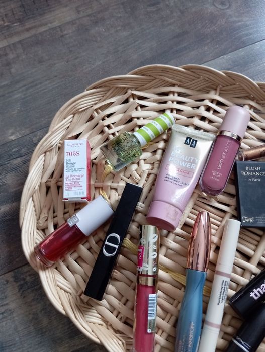YSL Clarins Givenchy Clarins