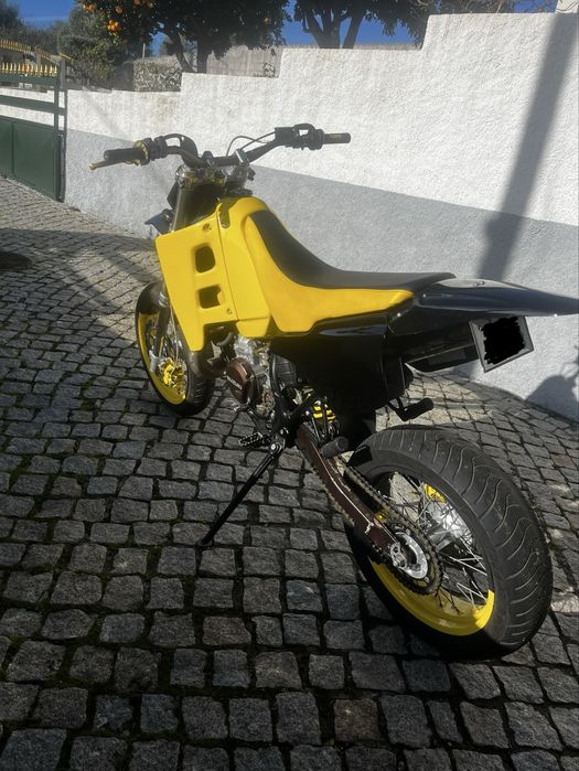Suzuki tsr 125 supermotard