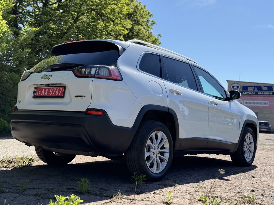 Продам Jeep Cherokee