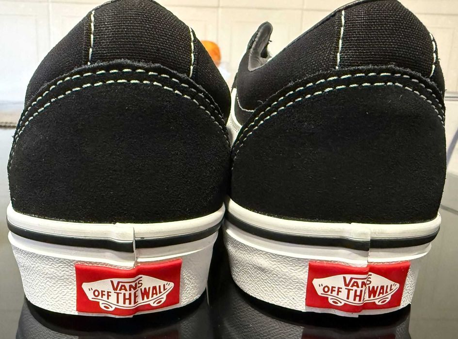 Vans Ward Pretas – Novas, nunca usadas