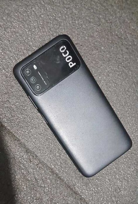 смартфон POCO M3
