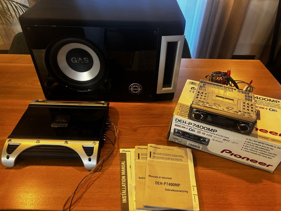 Zestaw samochodowy car audio