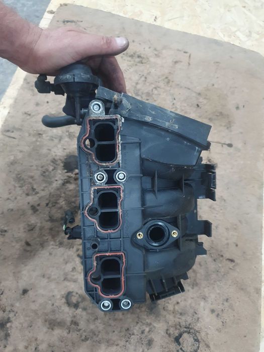 Kolektor ssący Opel Agila Corsa 1.0 benzyna z10xep sprawny