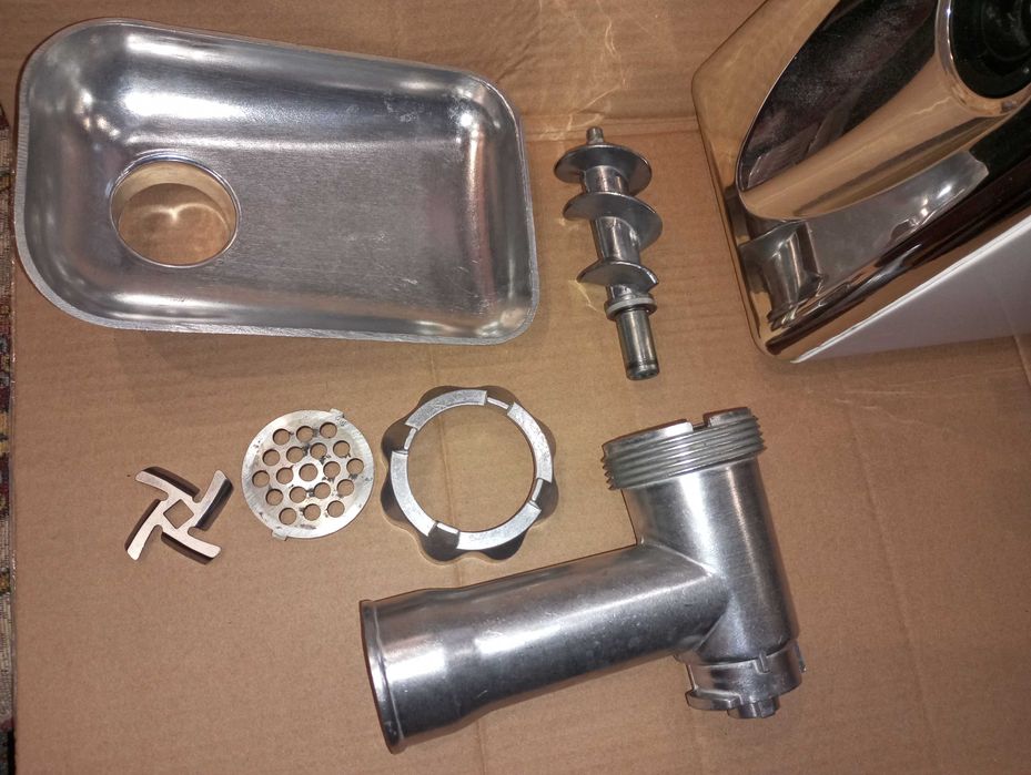 М'ясорубка електрична Grant 2500W электро мясорубка