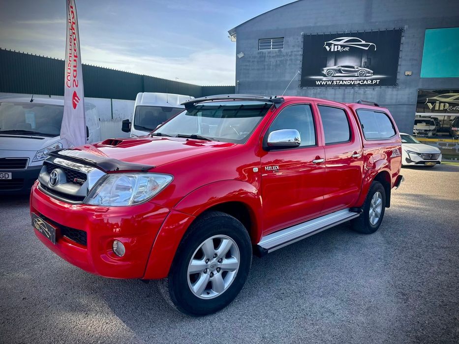 Toyota Hilux 3.0 D-4D 4WD CD Tracker CA+EP+Navi