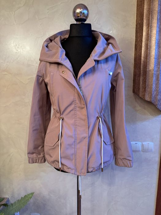 Брендова італійська парка/ зробіть собі подарунок на день народження